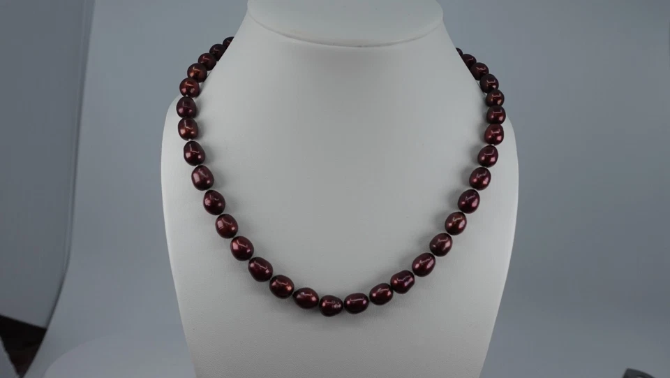 Collar perlas de agua dulce en borgoña Foto 4 de 4