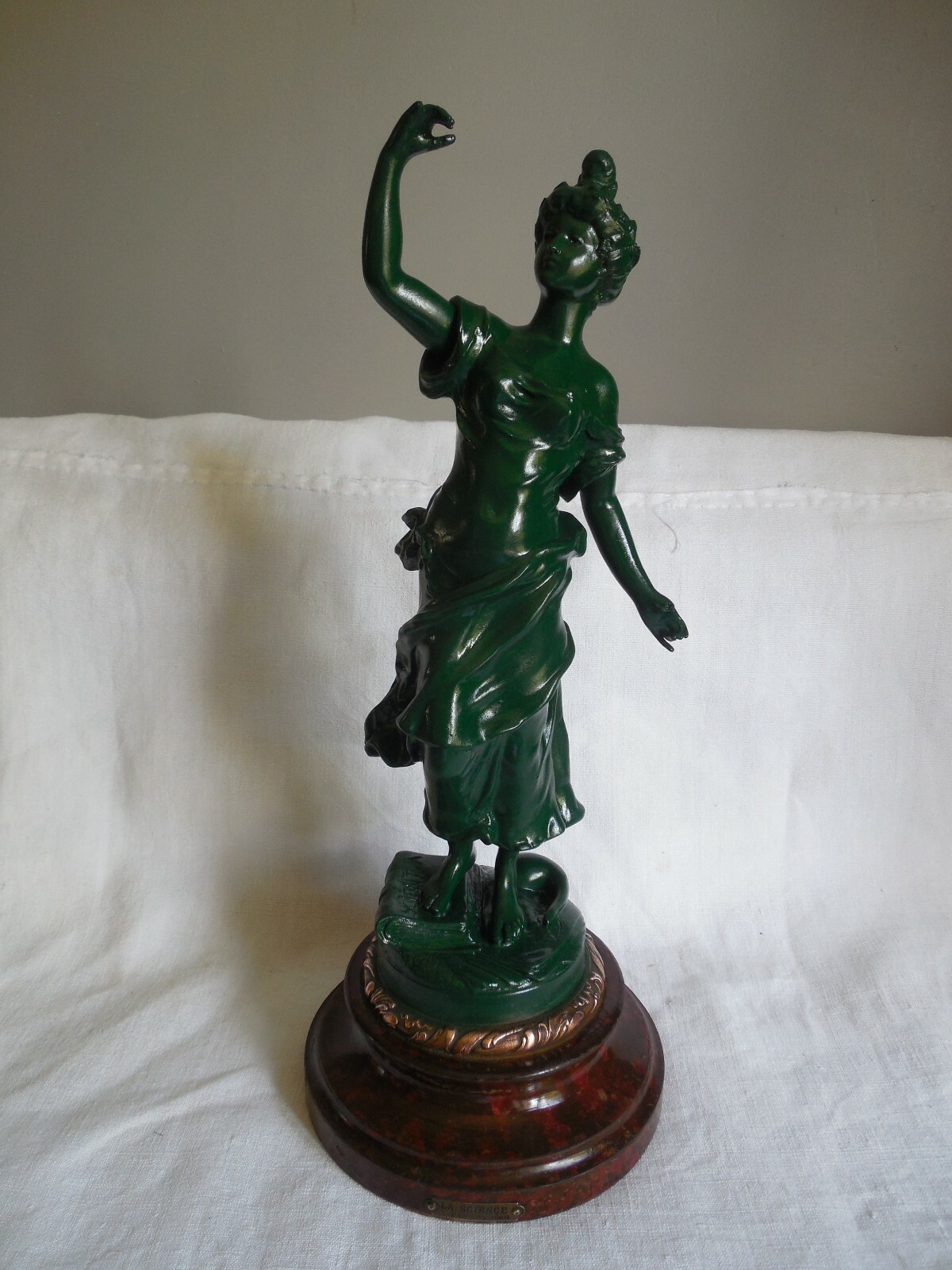 Regule Signe Rousseau d’occasion