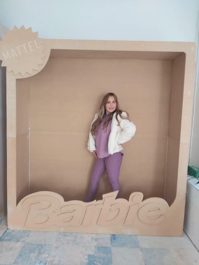 Make a Life-Size Barbie Box Photo Booth 