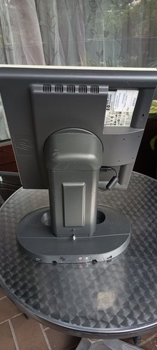 4:3 14" Zoll monitor HP L1420 , VGA , DVI , 90° Schwenkbar / Hochformat möglich - Bild 19 von 21