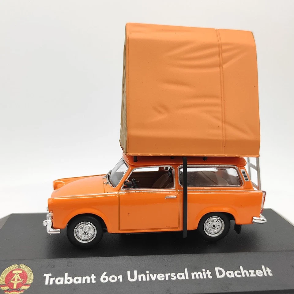 Atlas 1/43 East German Trabant6o1 Universal Model with Tent Alloy Car Model  - Image 3 of 4