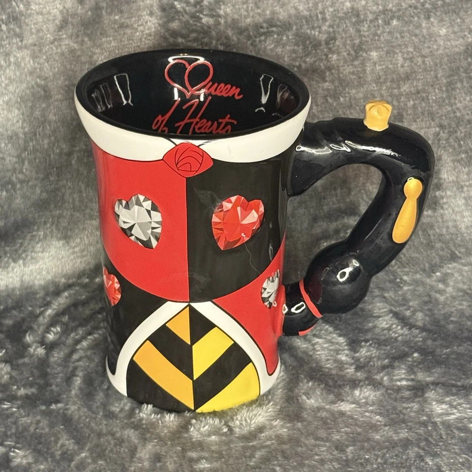 Wonderland Queen of Hearts 3D кофе, чай коллекционный для любителей Disney  - Изображение 3 из 4