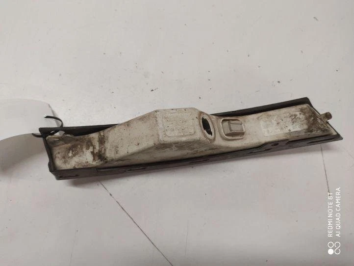 Indicatore di direzione anteriore sinistro VW Passat Variant B6 3C5 3C0953041H 2.0 Diesel 27010360 - Immagine 2 di 2