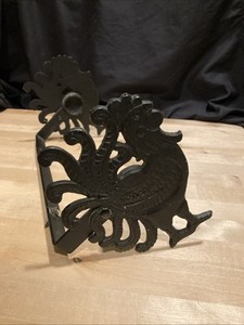 Cast Iron Rooster Paper Towel Holder