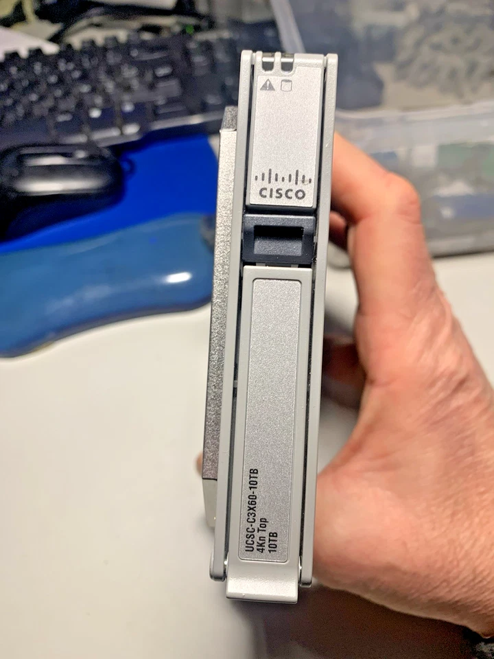 HGST Ultrastar DC HC510 10To 7.2K 256Mo SAS 12Gb/s 3.5" HUH721010AL4204 - Imagen 4 de 4