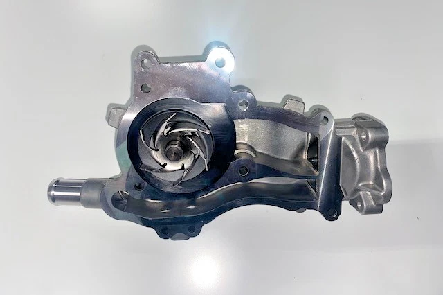 2012-2016 KIT BOMBA DE ÁGUA MOTOR GM GENUÍNO, PEÇA NOVA DO FABRICANTE, NÚMERO DA PEÇA 55486343 - Imagem 4 de 4