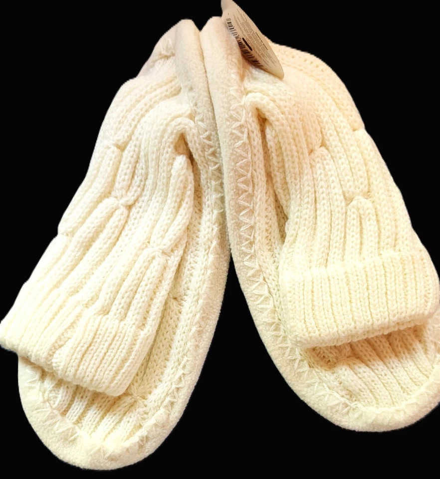 Calcetín Desteñido Glory Nuevo con Etiquetas Marfil Tejido con Cable Acogedor Talla L/XL (8-10.5) RESCATE DE MASCOTAS Foto 3 de 4