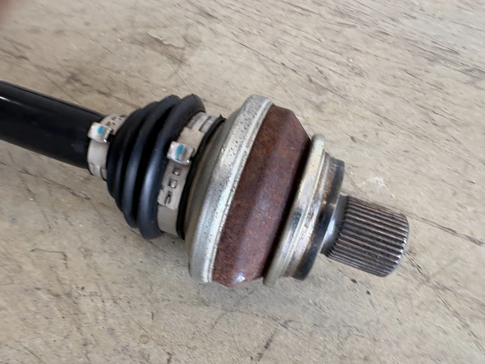 2017-2023 Audi A4 QUATTRO AWD Rear Right Side CV Axle Shaft Half Shaft, OEM Foto 3 de 4