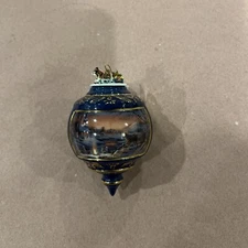 The Hadley Collection TERRY REDLIN Heirloom Ornament “Trimming the Tree”