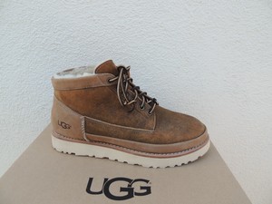ugg campfire bomber