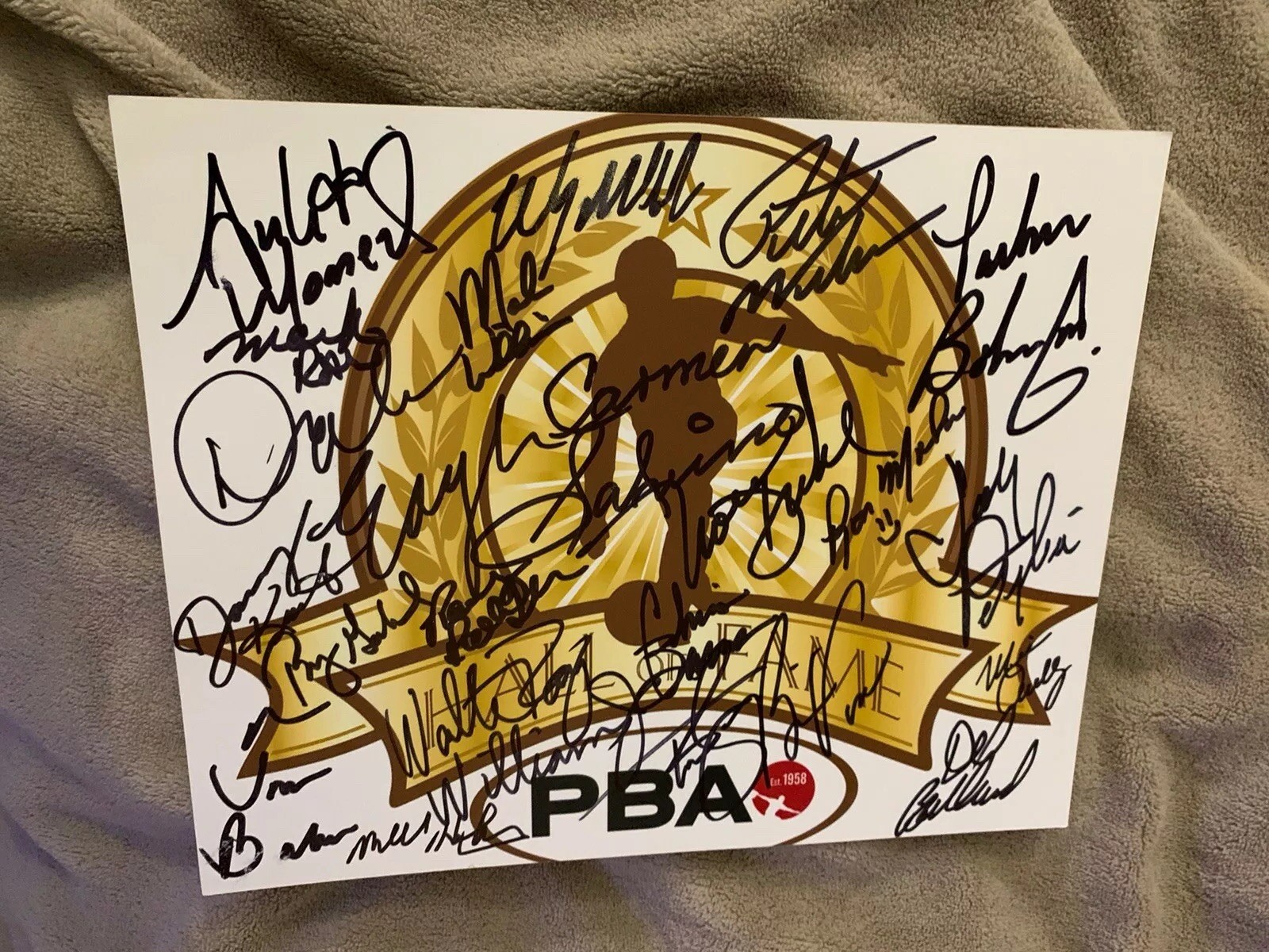 22 Hall Of Fame Professional Bowlers Signed 8 X 10 Photo Pba Bowling Autographed eBay