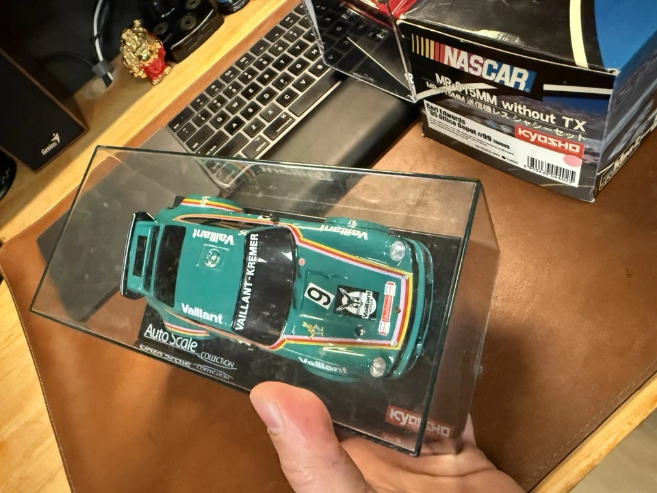 Carrocería súper rara Kyosho MINI-Z Racer PORSCHE 934 RSR Turbo 1976 Vaillant F/S Foto 2 de 3