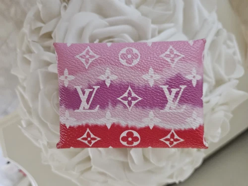 LOUIS VUITTON SMALL ESCALE POCHETTE KIRIGAMI RED/PINK POUCH ROUGE MONOGRAM - Picture 2 of 10