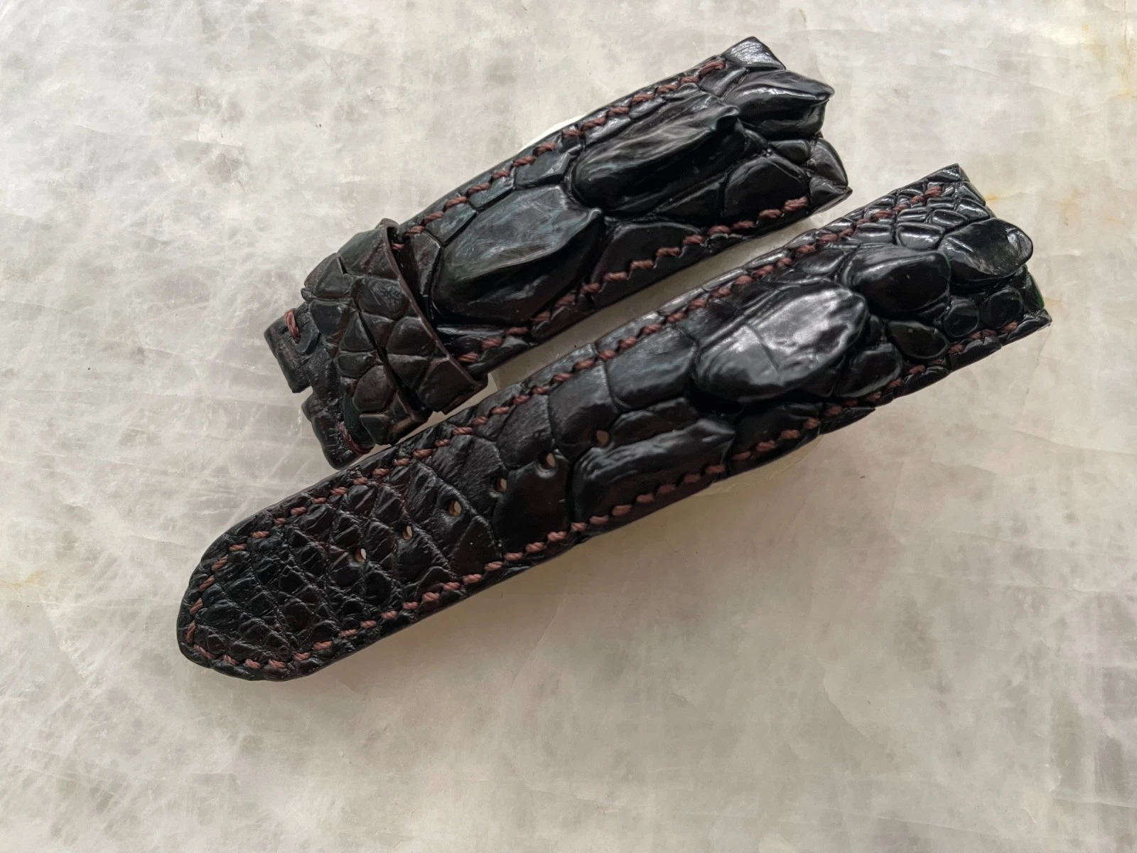 24mm/22mm Brown Alligator Crocodile Print Leather Watch Strap Band
