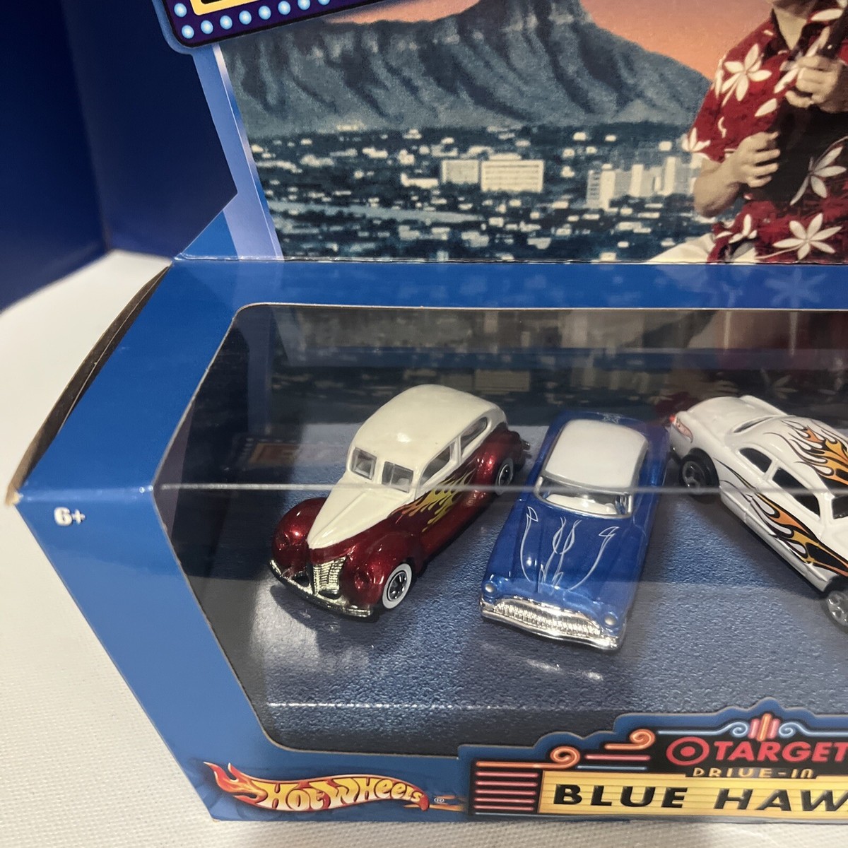 ホットウィール エルビス ELVIS 4台セット　TARGET 新品 限定 Hot Wheels Target Drive-In Elvis Blue Hawaii Elvis Presley