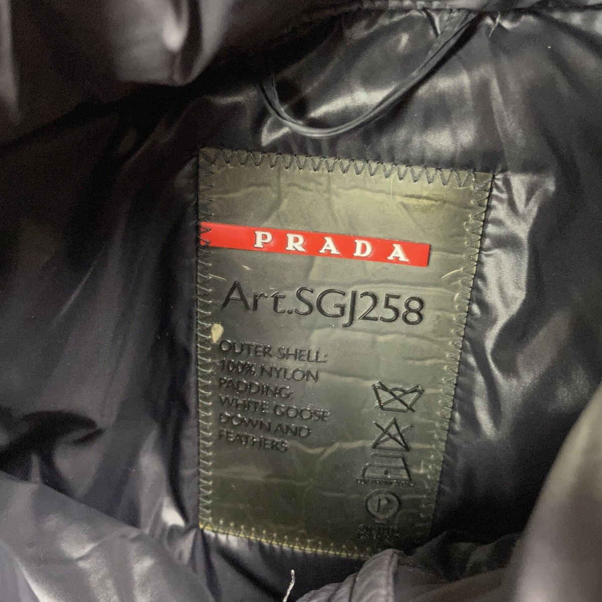 Men's Prada Puffer Jacket Down Coat Grey Sport Size 54 Large Men's Prada Puffer Jacket Down Coat Grey Sport Size 54 Large