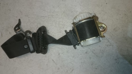 BMW 1ER E82 E87 SICHERHEITSGURT ABSEITS FAHRERSEITE VORNE