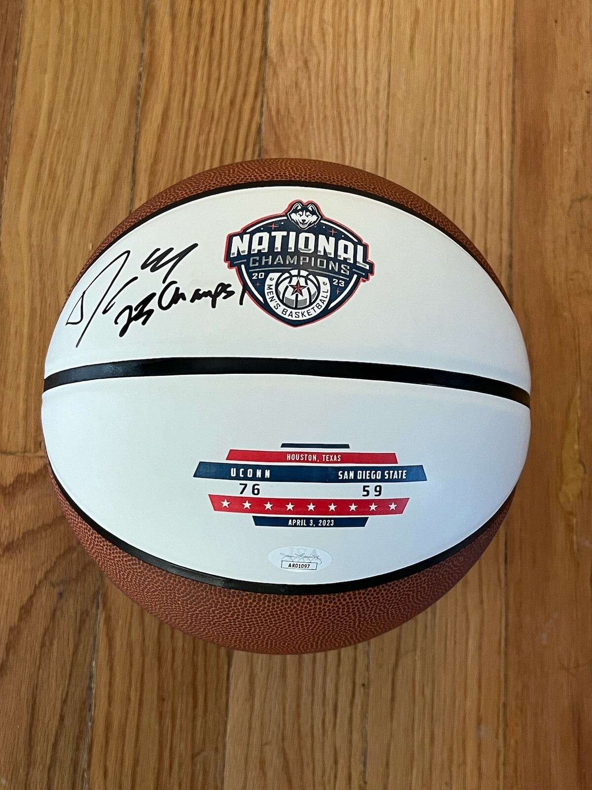 Dan Hurley Autographed Signed UConn Huskies COACH BASKETBALL NCAA CHAMPIONS JSA COA 