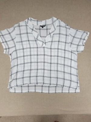 STITCH STAR Women's 3X White/Black/Silver Plaid V-Neck/Blouse Hi-Lo Hem