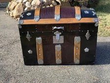 1800’s Antique Victorian Dome Top Steamer Trunk w Tray & Upper Compartment