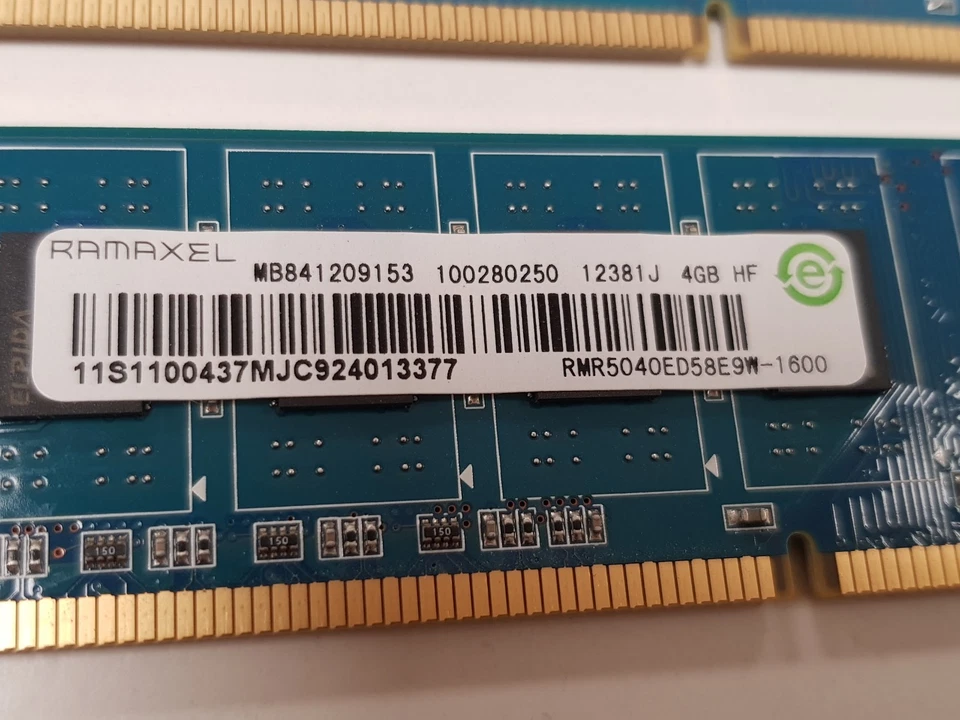 16GB Kit (4 x 4GB) Ramaxel RMR5040ED58E9W-1600 PC3-12800U DDR3 Computer Memory - Image 3 of 4