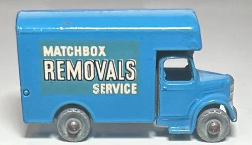 Matchbox Lesney #17 Blue Bedfords Removal Van