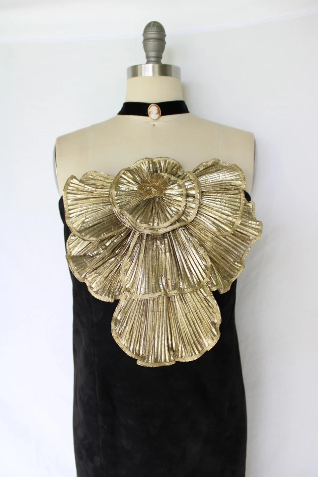 Vestido reloj de arena vintage años 80 disco gamuza cuero dorado cojo sirena sin tirantes Foto 4 de 4