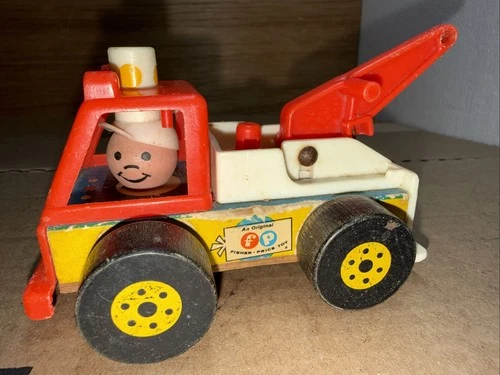 Little People Fisher Price Vintage 70’s Tow Truck #718 Good Condition