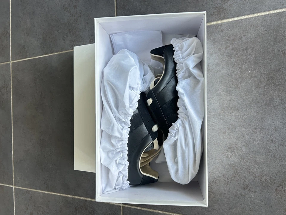 Maison Margiela Gats noir - Photo 1/4