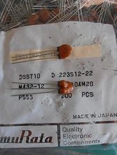 4pcs DSS710D223S12-22   EMI,leaded Filter  22000pf / 12vdc / 22VDC DIP3  MURATA