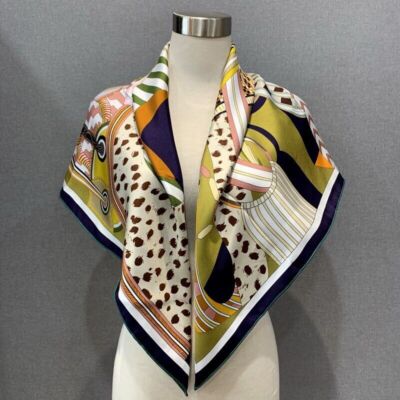 Pure Twill Silk ~18 Momme~ Double Face Scarf Stole Saddle Print Square Shawl 35''
