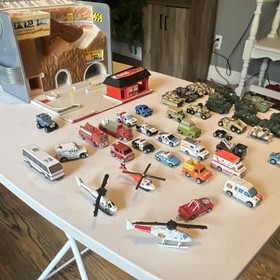 Micro machine Lot 40+ with carrying case , no duplicates