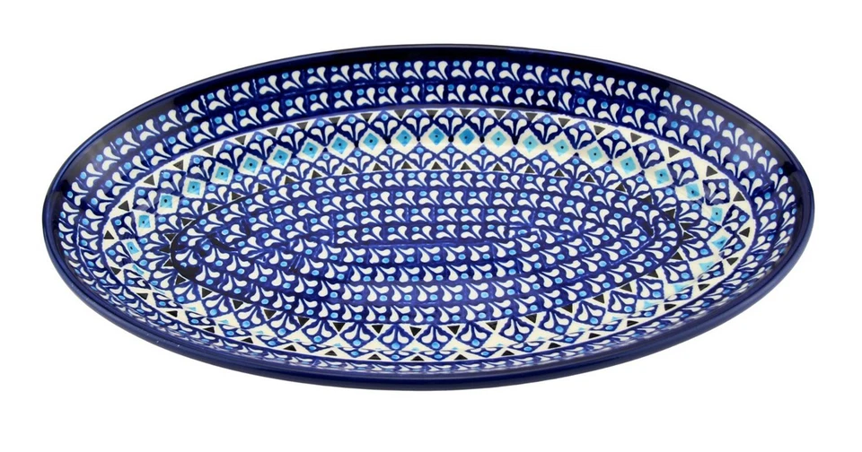 Plato ovalado de cerámica polaca, 141/4" L x 8" W x 1,8" H de Zaklady Boleslawiec Foto 2 de 4
