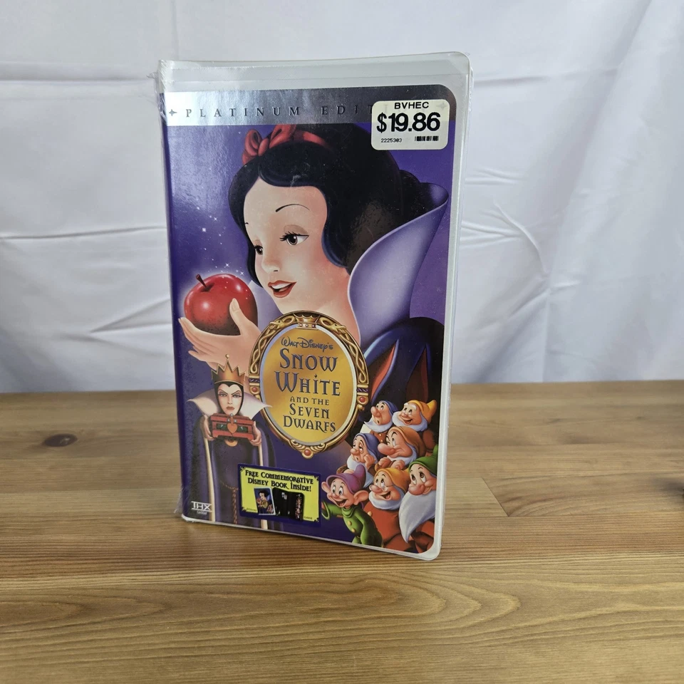 New Snow White and the Seven Dwarfs Disney VHS 2001 Platinum Edition New Sealed - Image 2 of 4