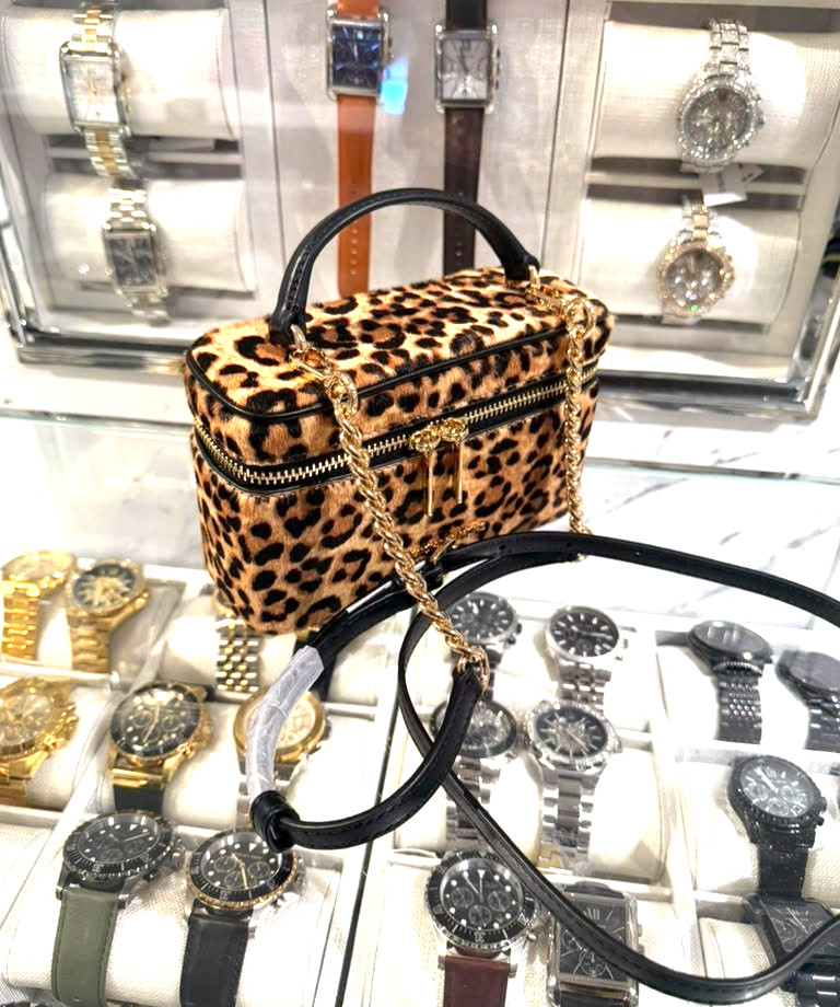 Bolso Bandolera Michael Kors Vivi Pequeño Estampado de Leopardo Cabello de Becerro Tocador Camel Multi
