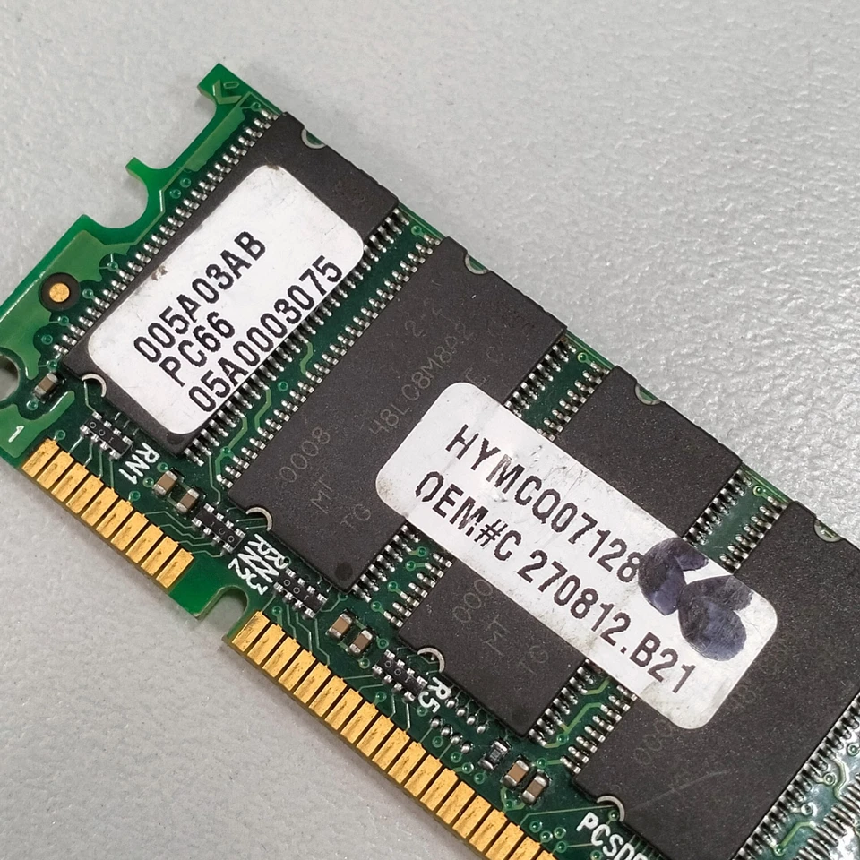 Micron 64MB PC66 66MHz SDRAM Unbuffered non-ECC 168-pin DIMM RAM 48LC8M8A2-8E - Image 2 of 4
