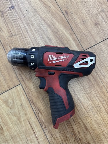 Milwaukee 2407-20 M12 12V Li-Ion Cordless 3/8" Drill/Driver (Tool Only)