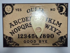 Parker Brothers Ouija Board Vintage, Full Size w/Planchette, William Fuld
