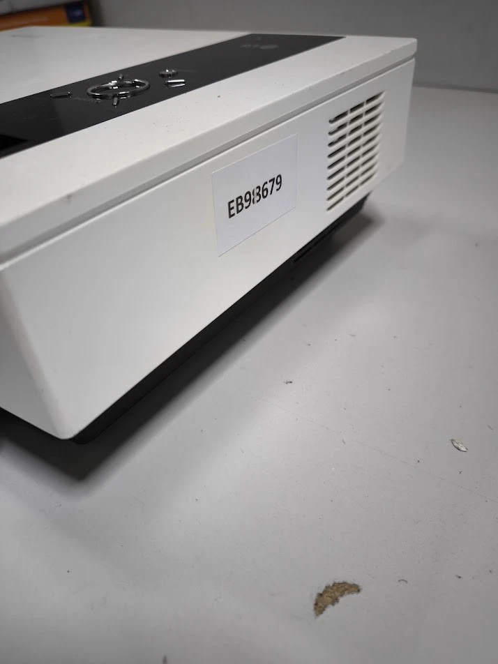 LG AH115-JD Projektor - Ungetestet, Gebraucht, Keine Kabel - Bild 4 von 4