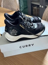 Under Armour GS Curry 3Z7 Kids 3.5Y Black/White/Gold BB 3026623-001