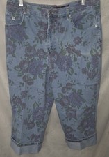 Gloria Vanderbilt Women Size 14 Amanda Capri Jeans Inseam 19" Floral Decor