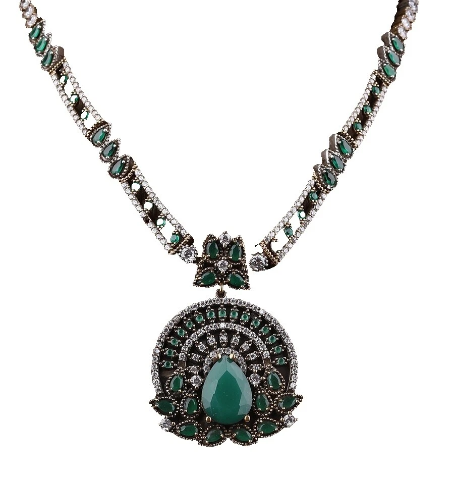 Collares y colgantes De moda belleza Esmeralda