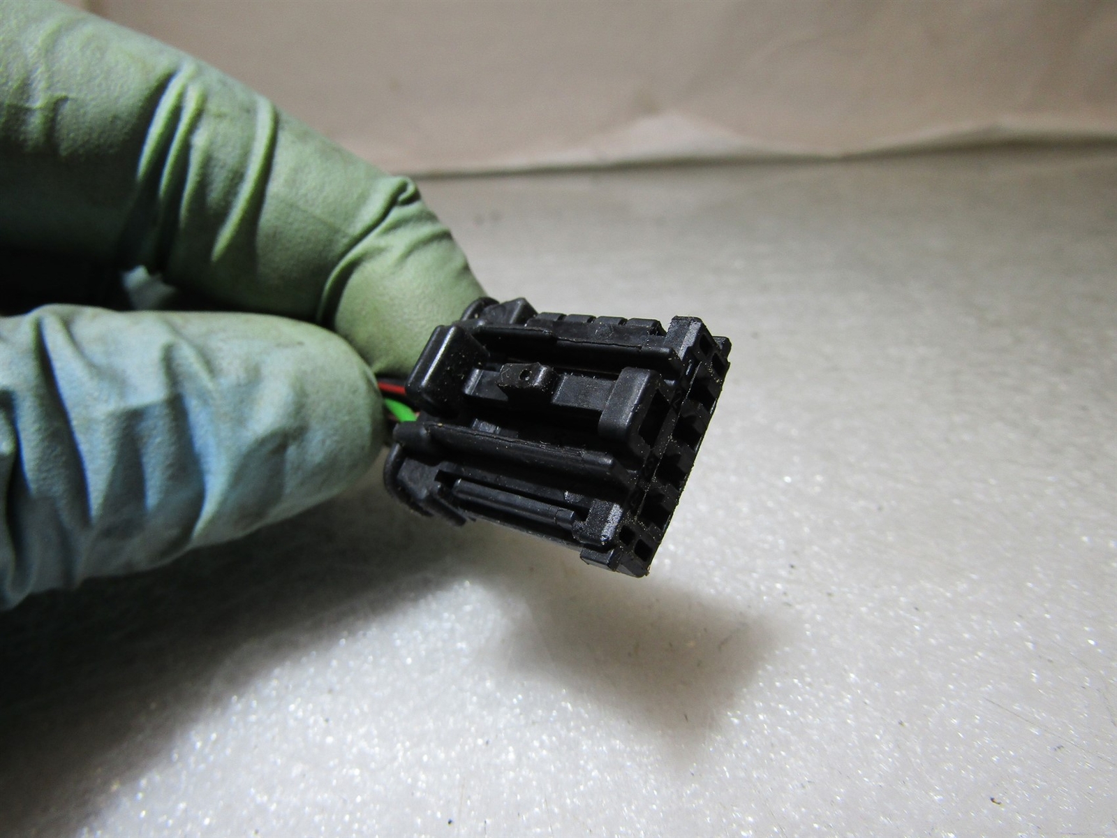 Vauxhall Vivaro Mk2 renault trafic hazard warning switch button