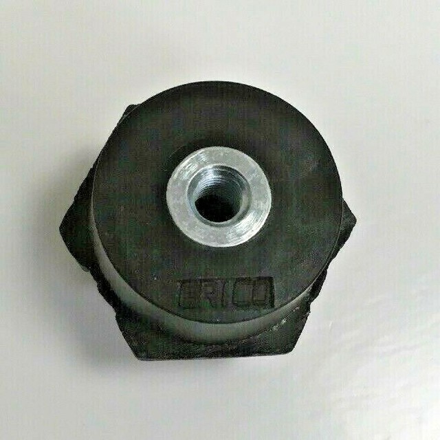 4 ERICO ISOTP30M6 M6 Insulators Standoffs Isotp Insulation 1500vac/dc