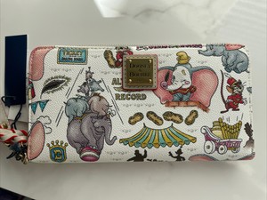 dumbo dooney and bourke
