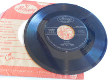 THE PLATTERS I WISH / IT'S RAINING OUTSIDE 45 RPM RECORD 033
