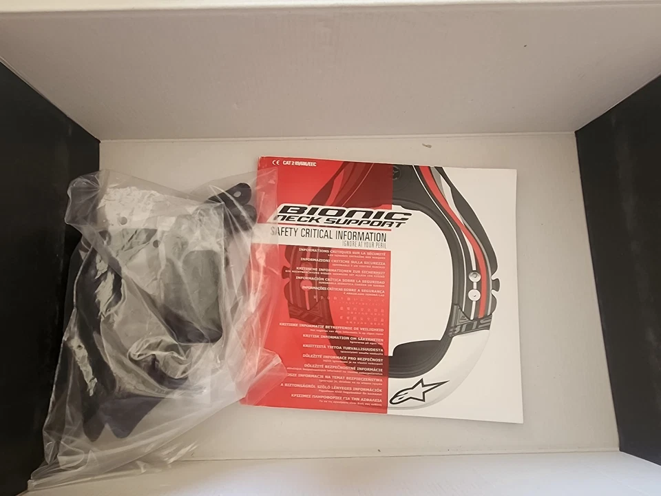 ALPINESTARS BNS TECH SOPORTE CUELLO CARBONO ANTRACITA/ROJO/BLANCO L-XL Foto 4 de 4