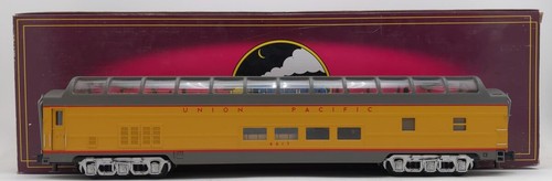 MTH 20-67148 O Gauge UP 70'' Full Length Vista Dome Passenger Car #8017 EX/Box | Condition: Used