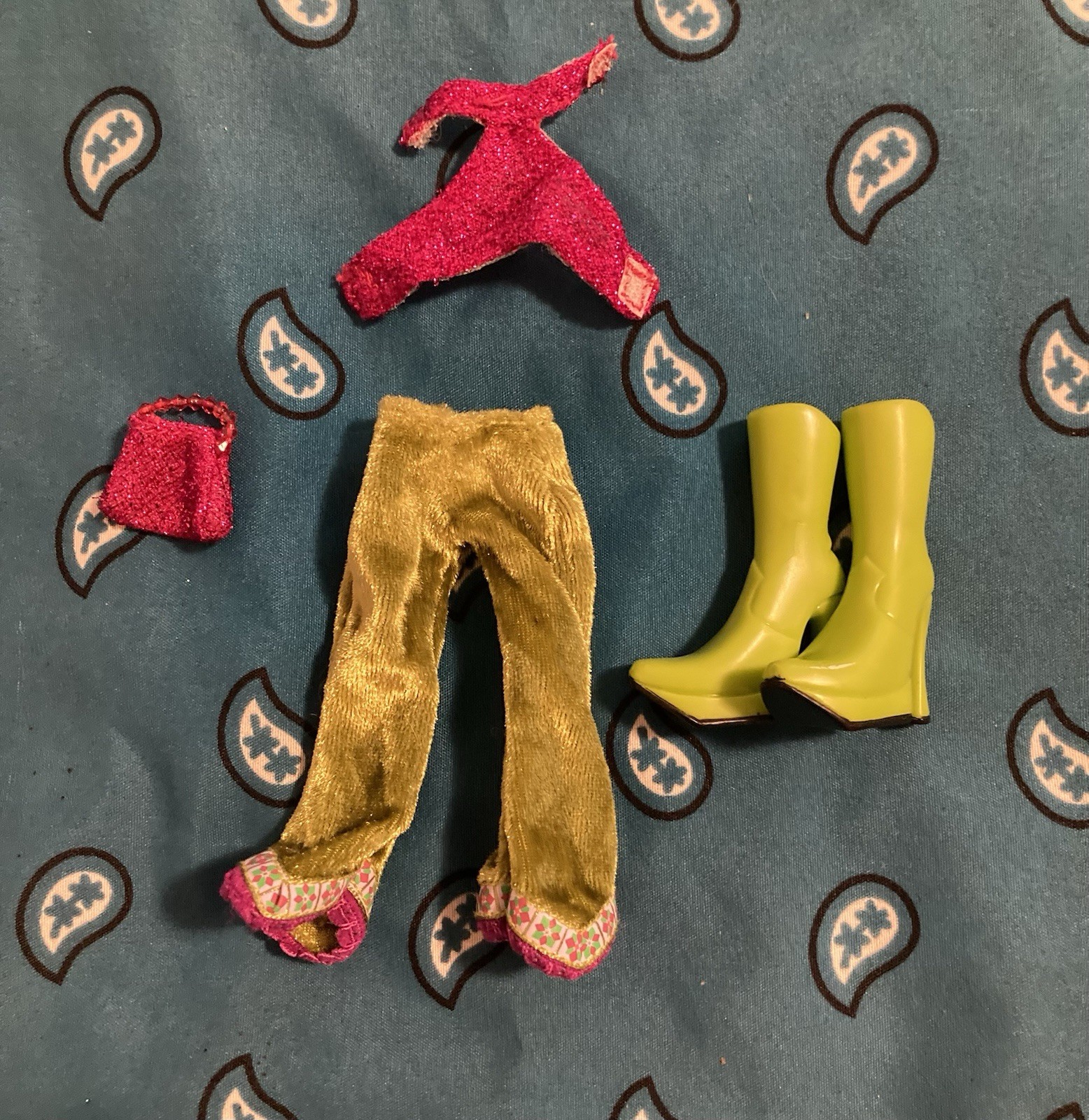 Bratz fashion doll outfit Lot