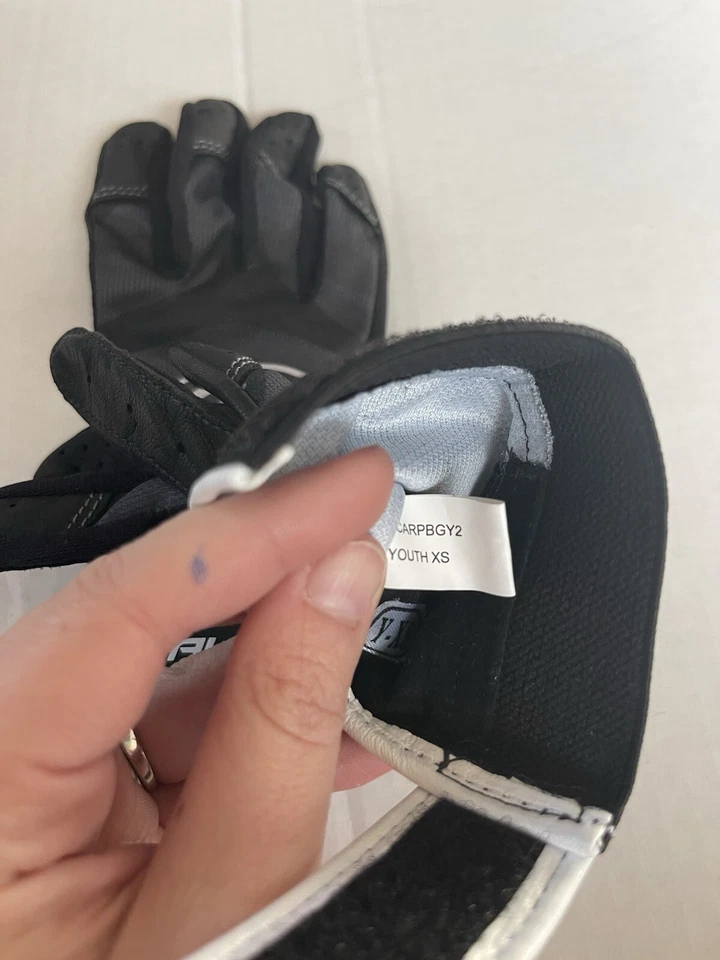 Rawlings Kids  Batting Gloves Size XSmall Black/white - Image 3 of 3